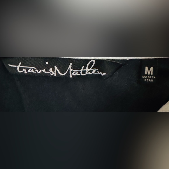 Travis Mathew Black w/ Grey Collar Area Men’s M Short Sleeve Polo Shirt - Picture 3 of 6